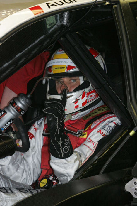 Tom Kristensen i pitten på Brands Hatch - Hej Natascha!